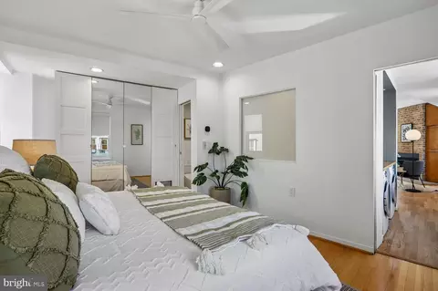 Bedroom - 2370 Champlain St NW #35, Washington, DC 20009 photo 6 of 7