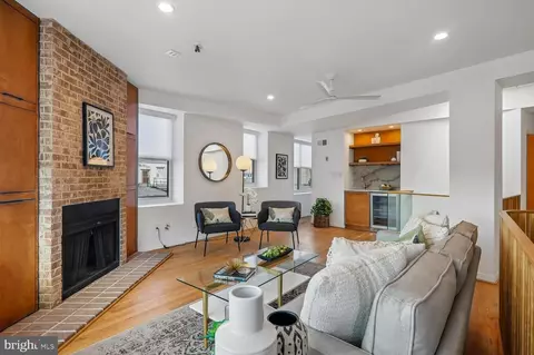 2370 Champlain St NW #35, Washington, DC 20009