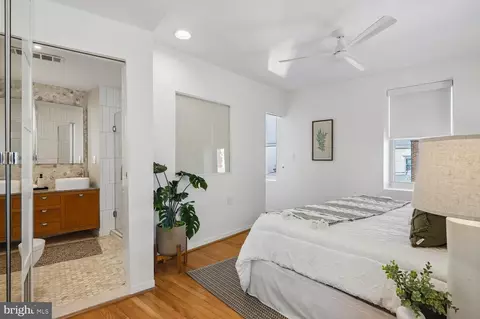 Bedroom - 2370 Champlain St NW #35, Washington, DC 20009 photo 5 of 7