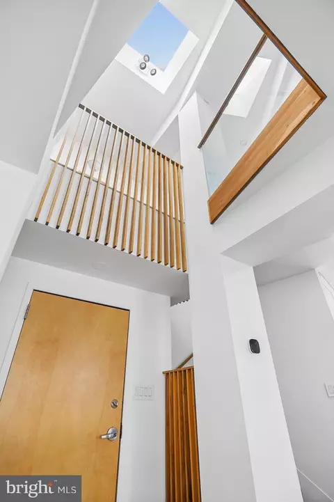 Entry Way - 2370 Champlain St NW #35, Washington, DC 20009 photo 2 of 7