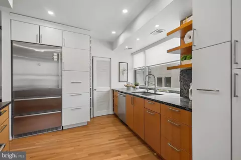 Kitchen - 2370 Champlain St NW #35, Washington, DC 20009 photo 3 of 6
