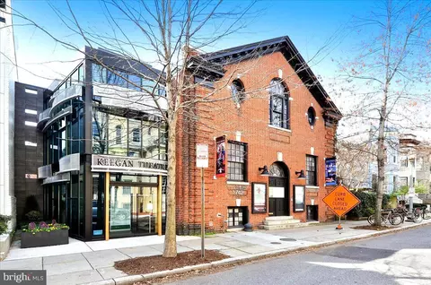 Exterior - 2370 Champlain St NW #35, Washington, DC 20009 photo 5 of 6