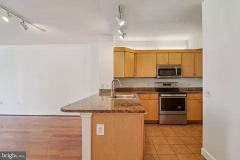 Kitchen - 616 E Street St NW #721, Washington, DC 20004 photo 1 of 4