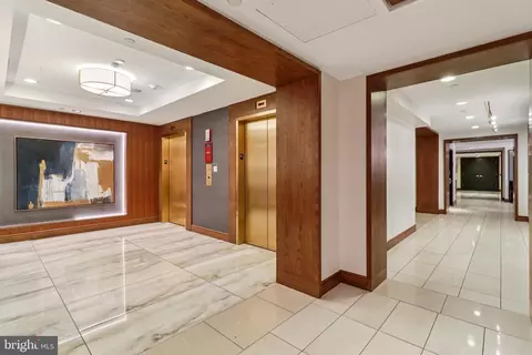 Entry Way - 616 E Street St NW #721, Washington, DC 20004 photo 2 of 4