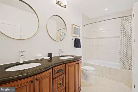 Bath - 1921 2nd St NE #102, Washington, DC 20002 photo 2 of 2