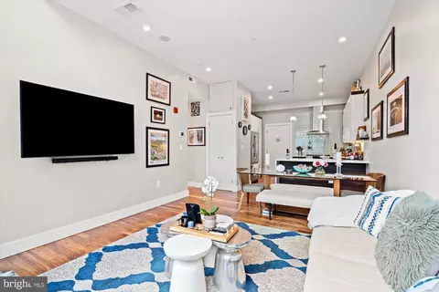 Living - 1337 K St SE #PENTHOUSE 2, Washington, DC 20003 photo 2 of 2