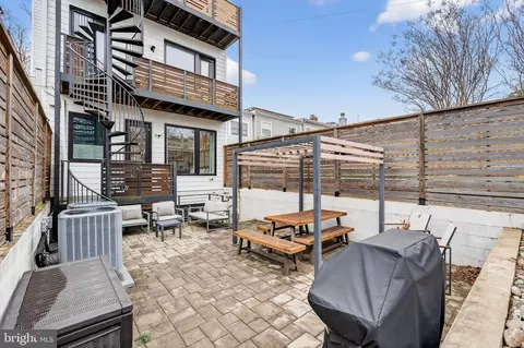 Exterior - 1419 Upshur St NW #2, Washington, DC 20011 photo 5 of 14