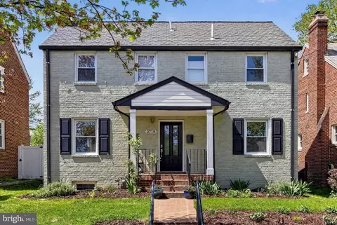 3718 17th St NE, Washington, DC 20018