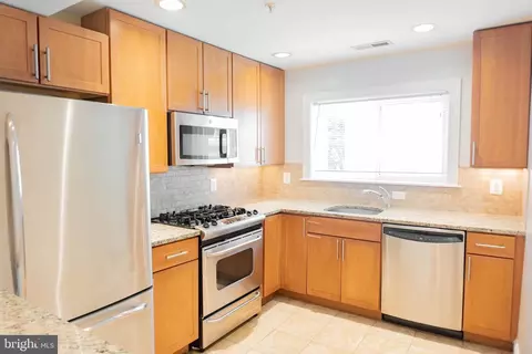 1901 Lincoln Rd NE #204, Washington, DC 20002