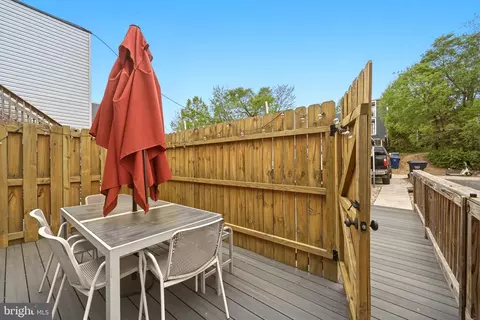 Exterior - 1948 3rd St NE #D, Washington, DC 20002 photo 2 of 3