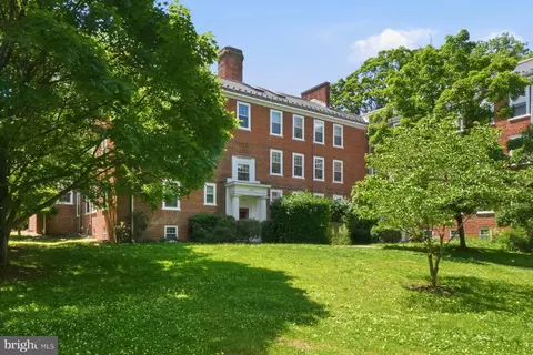 3450 39th St NW #D688, Washington, DC 20016