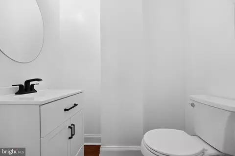 Entry Way - 914 5th St NE, Washington, DC 20002 photo 9 of 11