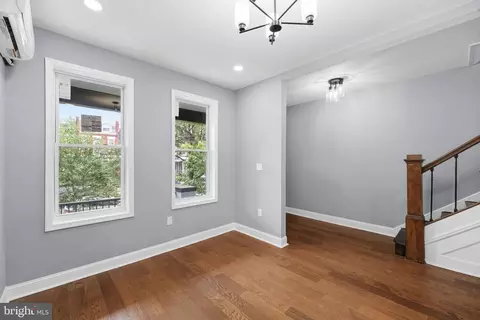 Living - 914 5th St NE, Washington, DC 20002 photo 1 of 1