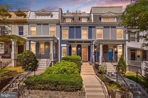 156 Todd Pl NE, Washington, DC 20002