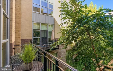 2380 Champlain St NW #203, Washington, DC 20009 photo 41