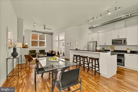 2380 Champlain St NW #203, Washington, DC 20009 photo 7