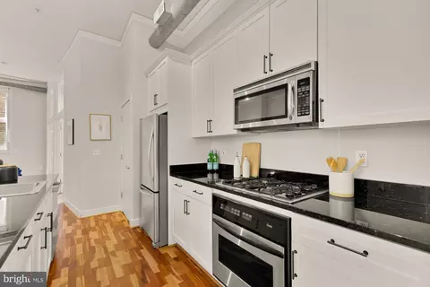 2380 Champlain St NW #203, Washington, DC 20009 photo 16