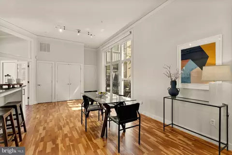 2380 Champlain St NW #203, Washington, DC 20009 photo 8