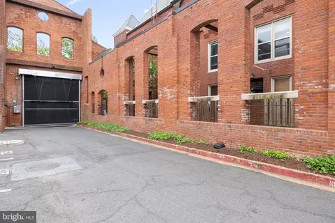Exterior - 22 15th St NE #22, Washington, DC 20002 photo 9 of 10