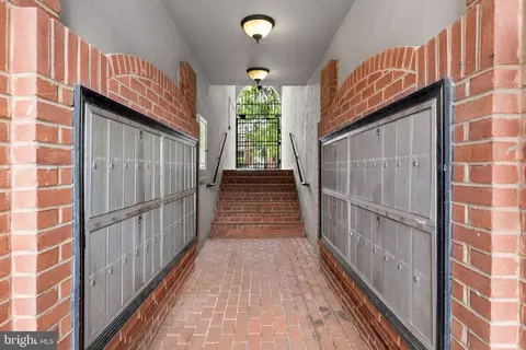 Entry Way - 22 15th St NE #22, Washington, DC 20002 photo 5 of 5