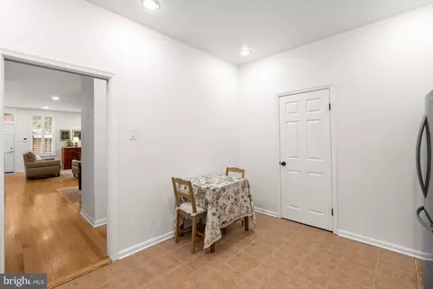 Entry Way - 22 15th St NE #22, Washington, DC 20002 photo 2 of 5