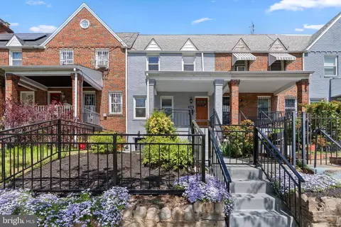 Exterior - 1604 C St NE, Washington, DC 20002 photo 2 of 6