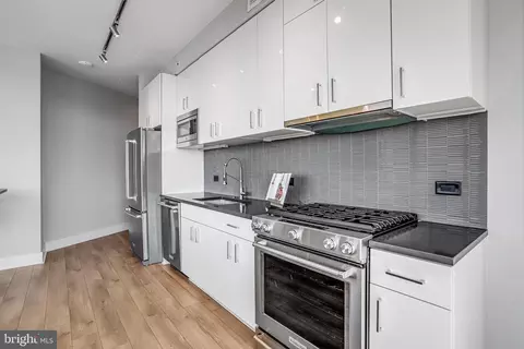 Kitchen - 88 V St SW #605, Washington, DC 20024 photo 3 of 3