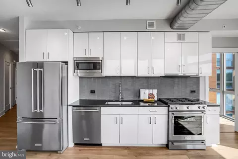 Kitchen - 88 V St SW #605, Washington, DC 20024 photo 2 of 3
