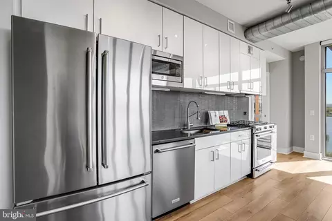 Kitchen - 88 V St SW #605, Washington, DC 20024 photo 1 of 3