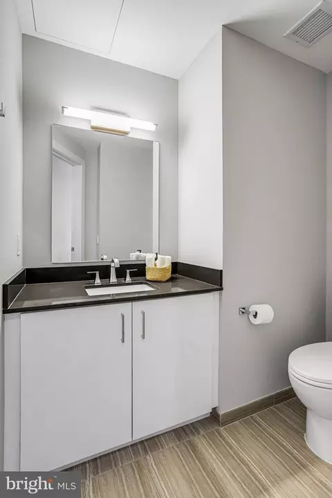 Bath - 88 V St SW #605, Washington, DC 20024 photo 2 of 2