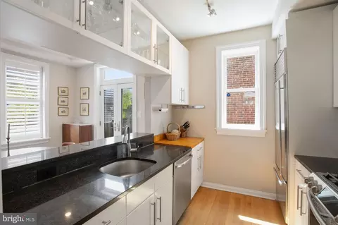 Kitchen - 3500 T St NW, Washington, DC 20007 photo 1 of 2