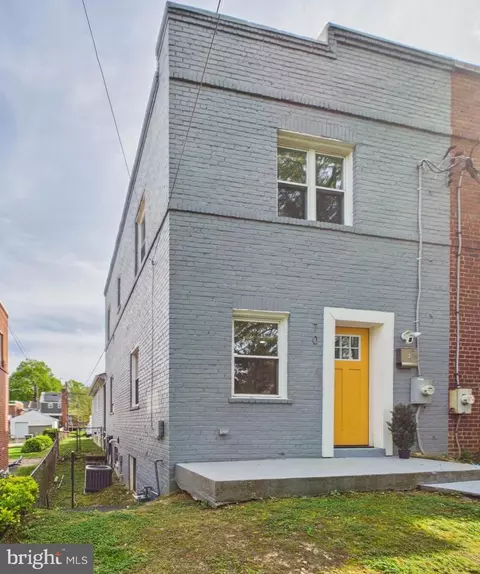 70 Darrington St SW, Washington, DC 20032