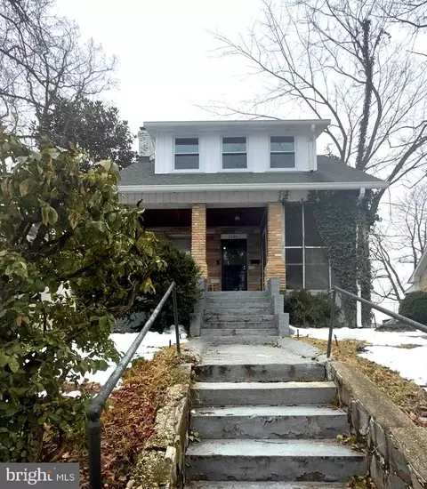 1151 44th Pl SE, Washington, DC 20019