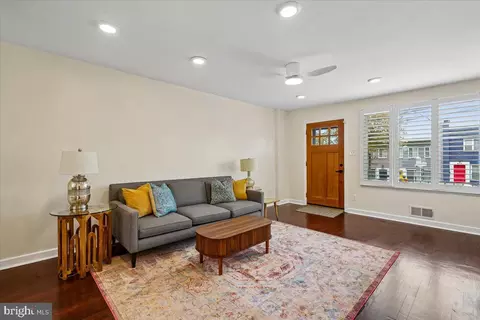 2223 16th St NE, Washington, DC 20018