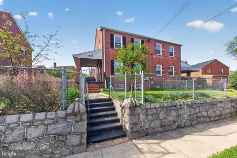 1837 T St SE, Washington, DC 20020