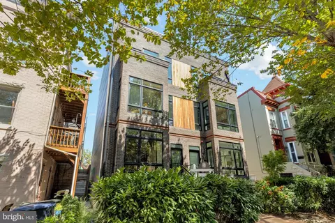 Exterior - 81 U St NW #A, Washington, DC 20001 photo 5 of 8