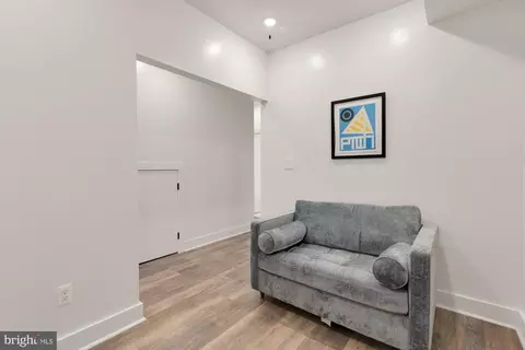 Entry Way - 81 U St NW #A, Washington, DC 20001 photo 7 of 7