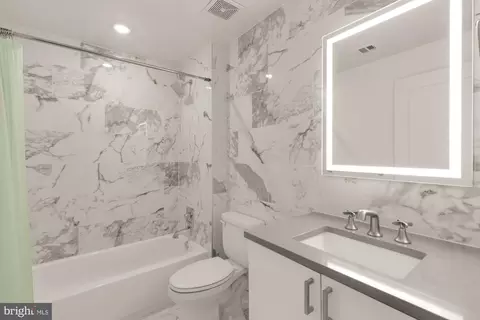 Bath - 81 U St NW #A, Washington, DC 20001 photo 2 of 3