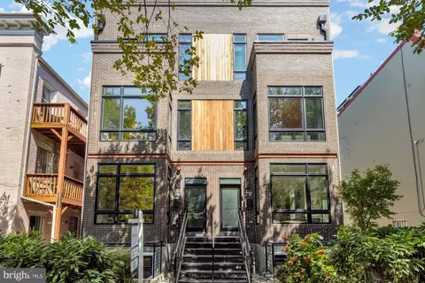 Exterior - 81 U St NW #A, Washington, DC 20001 photo 8 of 8