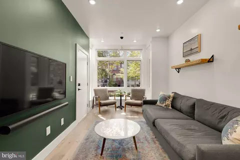 81 U St NW #A, Washington, DC 20001