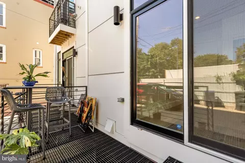 Exterior - 81 U St NW #A, Washington, DC 20001 photo 2 of 8