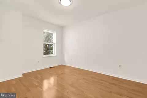 Bedroom - 31 Florida Ave NE, Washington, DC 20002 photo 10 of 11