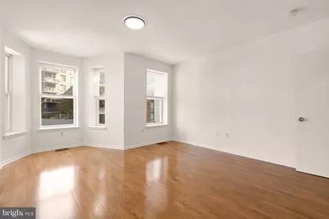 Living - 31 Florida Ave NE, Washington, DC 20002 photo 6 of 6