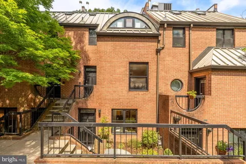 3515 17th St NW #9, Washington, DC 20010