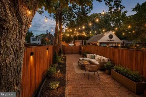 Other - 540 14th St SE, Washington, DC 20003 photo 10 of 11