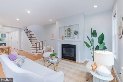 Living - 420 4th St SE, Washington, DC 20003 photo 1 of 1