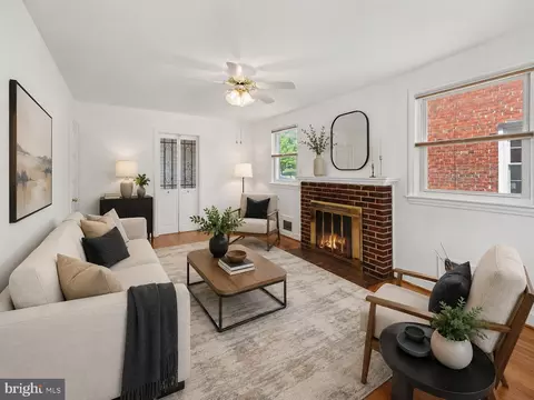 4504 20th St NE, Washington, DC 20018