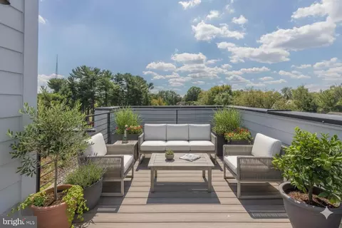 4347 Harrison St NW #8, Washington, DC 20015