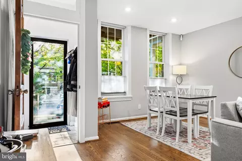 Entry Way - 264 15th St SE, Washington, DC 20003 photo 3 of 4