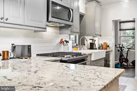 Kitchen - 264 15th St SE, Washington, DC 20003 photo 1 of 2